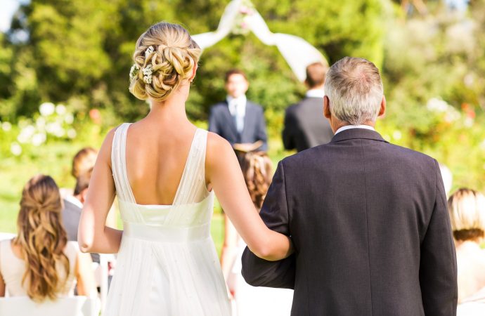 Man Who Received Bride’s Father’s Heart Walks Her Down The Aisle On Her Wedding Day